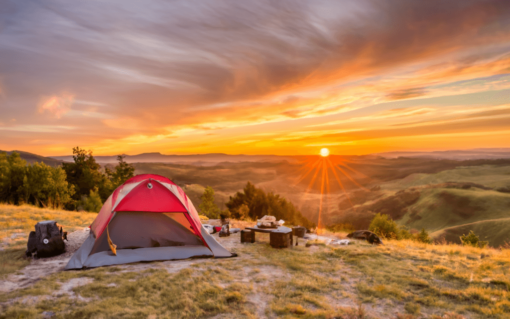 A-cozy-campsite-setup-with-budget-friendly-gear-against-a-sunset-backdrop