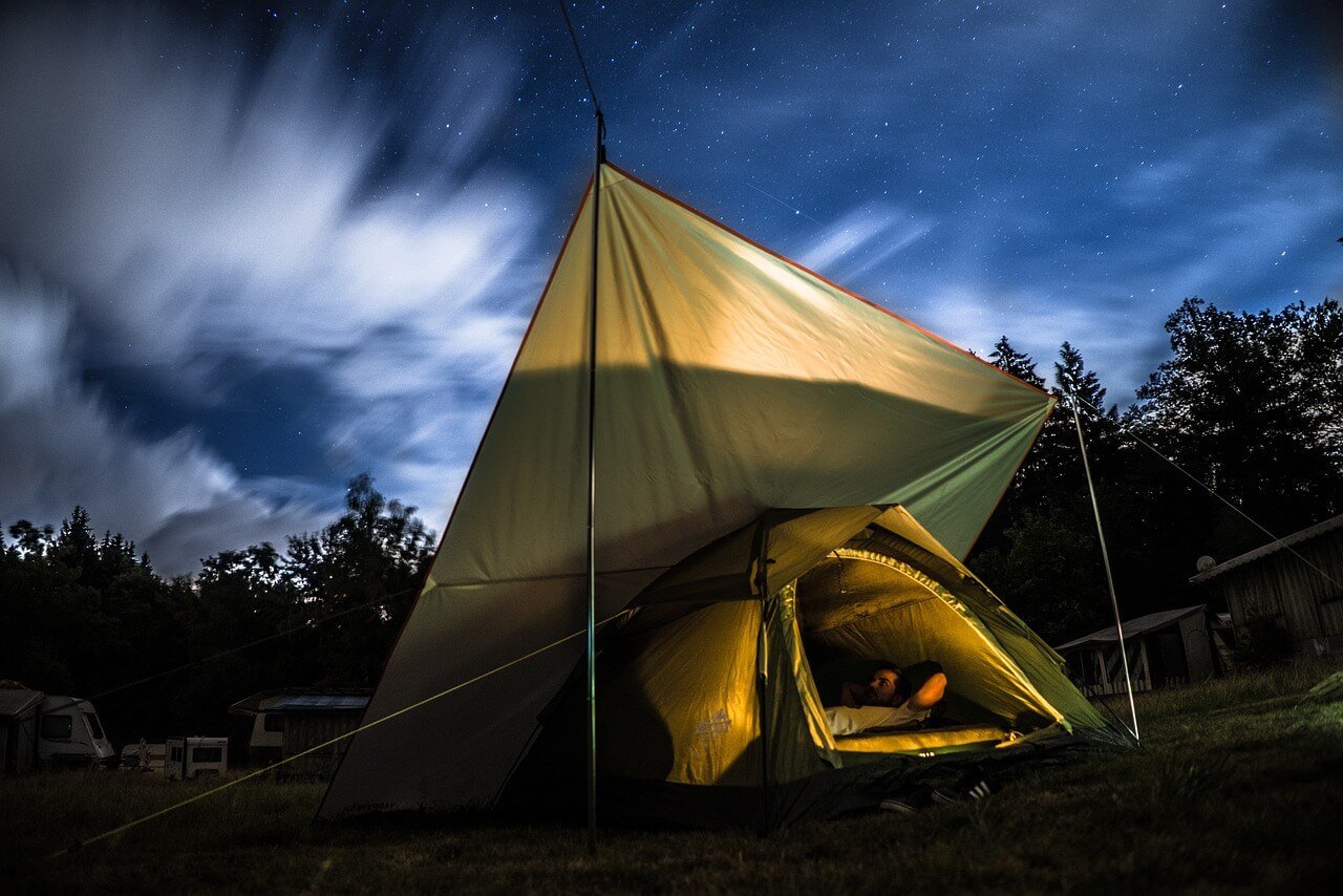 cheap survival gear shelter